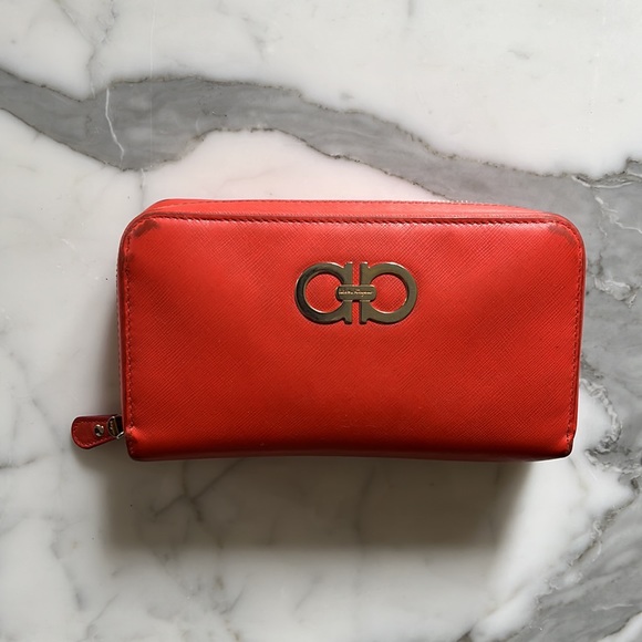 Women’s Salvatore Ferragamo Wallet - Picture 2 of 8